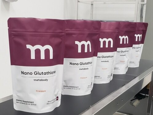 Metabody Nano Glutathione pouches on a production line